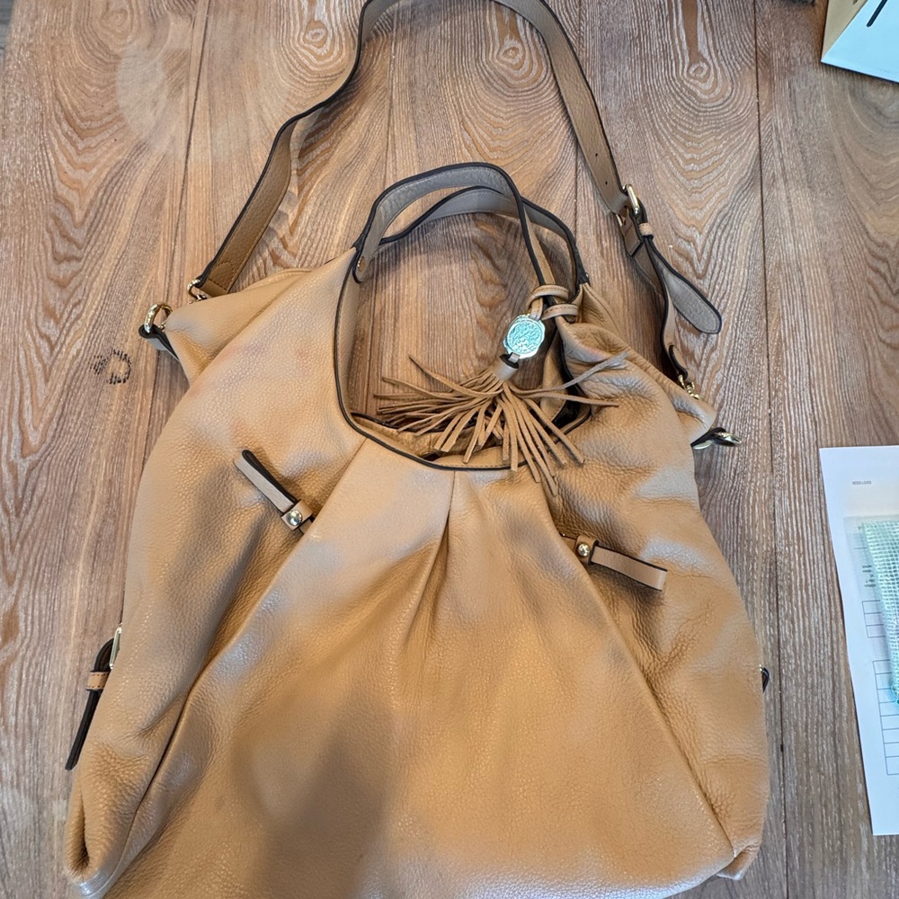 Vince Camuto Cris Crossbody Bag       VC-CRIS-SP Nylon Leather Tassel Purse